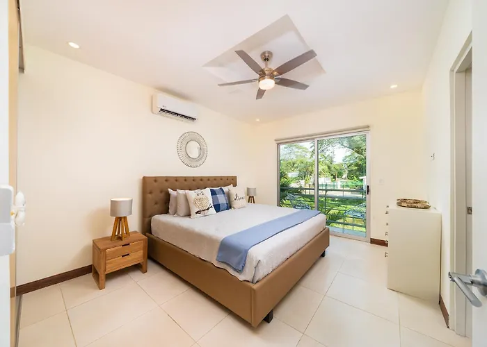 Ferienhaus Casa Blanca 6 - Modern 2br,2ba Near To & Town *