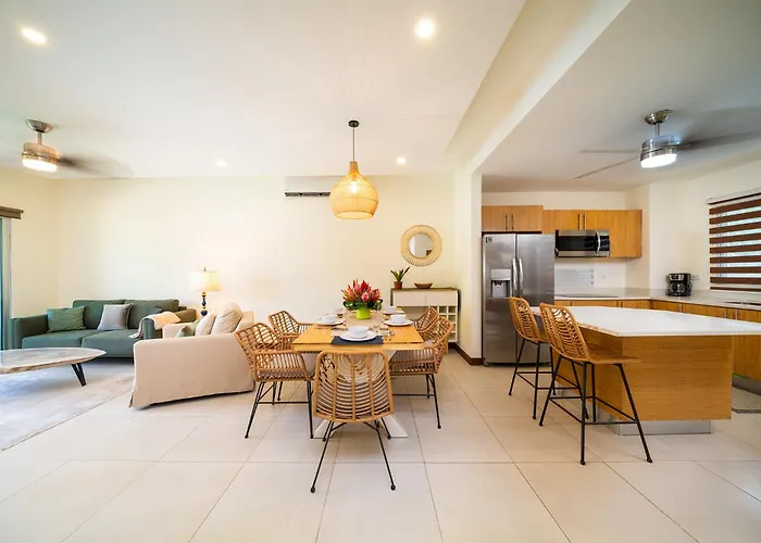 Ferienhaus Casa Blanca 6 - Modern 2br,2ba Near To & Town