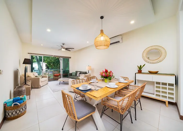Ferienhaus Casa Blanca 6 - Modern 2br,2ba Near To & Town *
