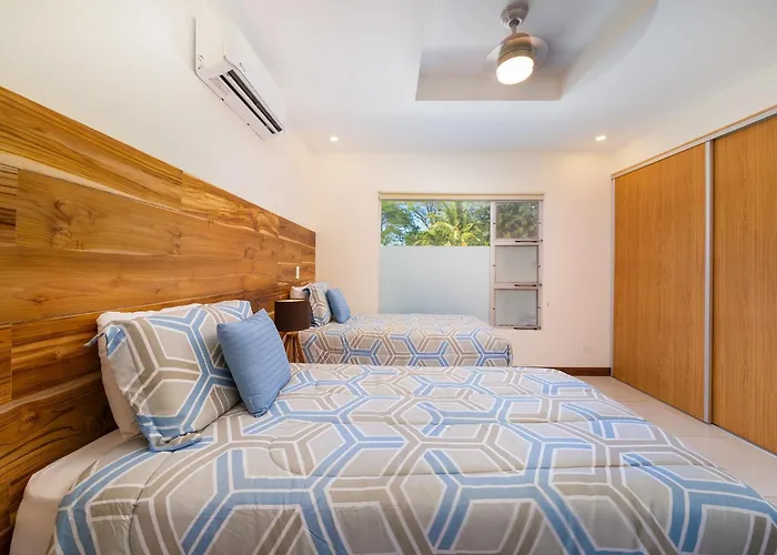 Casa Blanca 6 - Modern 2br,2ba Near To & Town Potrero (Guanacaste)